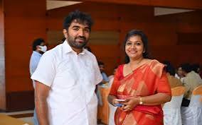 കുടുംബത്തിൽ ഒരു സ്ഥാനാർഥി മതി; മറിയക്ക് താൽപര്യമുണ്ടെങ്കിൽ പുതുപ്പള്ളിയിൽ നിന്നും താൻ മാറിക്കൊടുക്കാം, നിലപാട് വ്യക്തമാക്കി ചാണ്ടി ഉമ്മൻ