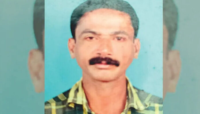 മകളുടെ സൈക്കിള്‍ എടുത്തതിനെ ചൊല്ലി തര്‍ക്കം; സ്ത്രീയുടെ ദേഹത്ത് പെട്രോളൊഴിച്ചു കത്തിക്കുന്നതിനിടെ പൊള്ളലേറ്റയാള്‍ മരിച്ചു: ആശുപത്രിയില്‍ കഴിയുന്ന പ്രസന്നയുടെ നില അതീവ ഗുരുതരം