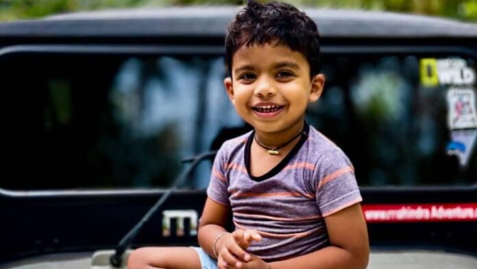 അമ്മയ്ക്ക് ഒപ്പം അങ്കണവാടിയിൽനിന്ന് മടങ്ങിയ മൂന്നര വയസുകാരന് പിക്കപ്പ് ഇടിച്ച് ദാരുണാന്ത്യം