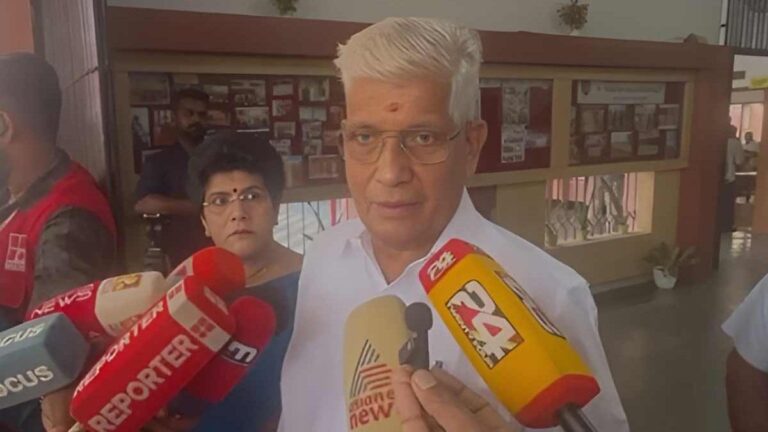 ജനാധിപത്യം വിജയിക്കട്ടെ, ഭരണമാറ്റം വേണമെന്നോ വേണ്ടെന്നോ പറയുന്നില്ല- ജി. സുകുമാരൻ നായർ