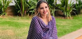 സിനിമാ സെറ്റുകളിലെ ‘ഡ്രഗ് ലേഡി’ വീണ്ടും പിടിയിൽ, നെടുമ്പാശ്ശേരിയിൽ വലവിരിച്ച് പോലീസ്; തകരുന്നത് വൻ ലഹരി ശൃംഖല