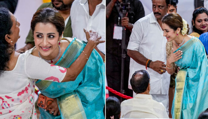 വിജയ് യുടെ അമ്മ ശോഭയെ കണ്ടതും ആദ്യം കാൽ തൊട്ട് വണങ്ങി; അടുത്ത് പോയി ആലിംഗനം ചെയ്ത് തൃഷയുടെ മടക്കം; സോഷ്യൽ മീഡിയയിൽ ഹിറ്റായി വീഡിയോ; പൊരിഞ്ഞ ചർച്ച