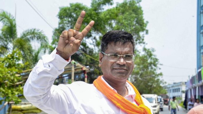 ഫാൽത്തയിൽ BJP ഒരുലക്ഷത്തിലേറെ ഭൂരിപക്ഷത്തിന് ജയിച്ചു, തൃണമൂലിന് കിട്ടിയത് 7783 വോട്ടുകൾമാത്രം