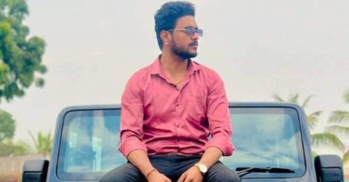 നീറ്റ് ചോർച്ച: 10 ലക്ഷത്തിന് ചോദ്യപ്പേപ്പർ വാങ്ങി 15 ലക്ഷത്തിന് വിറ്റു: ബിഎഎംഎസ് വിദ്യാർഥി അറസ്റ്റിൽ നീറ്റ് ചോർച്ച: 10 ലക്ഷത്തിന് ചോദ്യപ്പേപ്പർ വാങ്ങി 15 ലക്ഷത്തിന് വിറ്റു: ബിഎഎംഎസ് വിദ്യാർഥി അറസ്റ്റിൽ
