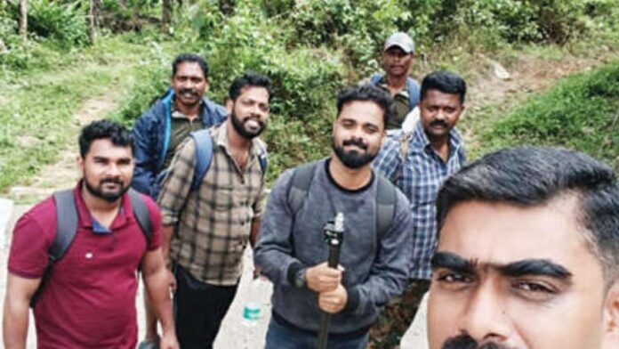 ഡിജിറ്റൽ സർവേക്കായി പോയ സംഘം കാട്ടിൽ കുടുങ്ങി, രാത്രി തിരിച്ചെത്തിയില്ല