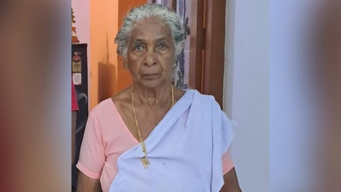 വയോധികയുടെ മൃതദേഹം കായലിൽ; കൈയ്യും കാലും ബന്ധിച്ച് കഴുത്തിൽ കല്ലുകെട്ടിയ നിലയിൽ