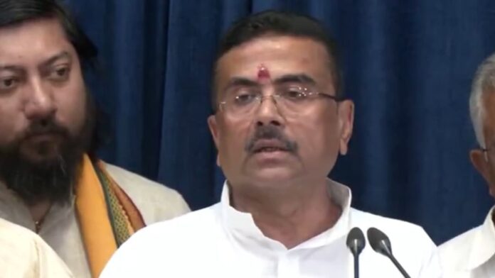 ബംഗാളിൽ സ്കൂളുകൾക്ക് പിന്നാലെ മദ്രസകളിലും വന്ദേമാതരം നിർബന്ധമാക്കി ബിജെപി സർക്കാർ