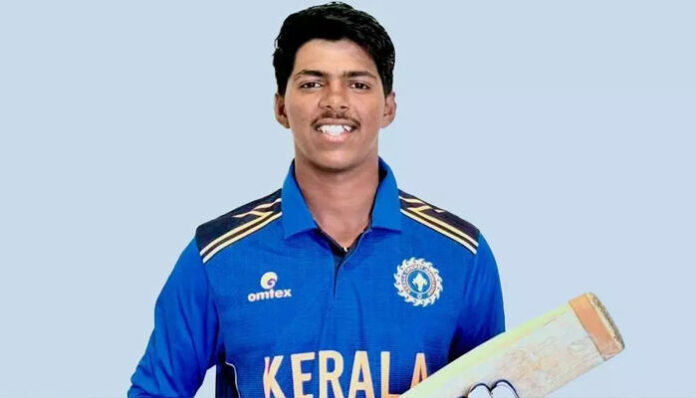 കൂച്ച് ബെഹാര്‍ ട്രോഫിയില്‍ തുടര്‍ സെഞ്ചുറികള്‍;  വെടിക്കെട്ട് ബാറ്റിംഗ് പ്രകടനത്തിന് ഒപ്പം മിന്നല്‍ സ്റ്റംപിംഗുകളും; സഞ്ജുവിന്റെ വഴിയെ മാനവ് കൃഷ്ണയും;  ശ്രീലങ്കന്‍ പരമ്പരയ്ക്കുള്ള ഇന്ത്യന്‍ അണ്ടര്‍-19 ക്രിക്കറ്റ് ടീമില്‍ ഇടംപിടിച്ച് മലയാളി കൗമാരതാരം