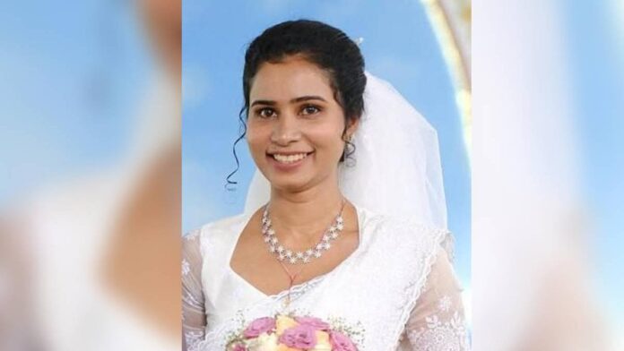 കാപ്പിമലയിൽ വിനോദസഞ്ചാരത്തിനെത്തിയ യുവതി മിന്നലേറ്റ് മരിച്ചു; ഭർത്താവിനും വാച്ചർക്കും പരിക്ക്