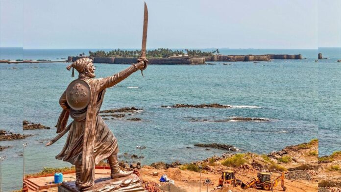 ശിവാജി പ്രതിമ സ്ഥാപിക്കാനൊരുങ്ങി ഇസ്രയേൽ, പദ്ധതി പ്രഖ്യാപിച്ചു; അഭിമാനനിമിഷമെന്ന് ഫഡ്നാവിസ്