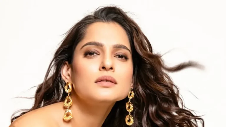 'തിരക്കഥയിൽ ഇല്ലാതിരുന്നിട്ടും അയാൾ തുടർച്ചയായി ചുംബിച്ചുകൊണ്ടിരുന്നു'; ദുരനുഭവം വെളിപ്പെടുത്തി നടി
