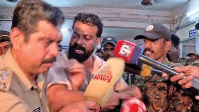 വധശ്രമക്കേസ്; BJP കൗൺസിലറെ പിടികൂടിയത് രാത്രി വീടുവളഞ്ഞ്, സുഗതൻ റൗഡി ലിസ്റ്റിൽ ഉൾപ്പെട്ടയാൾ,നാടകീയത
