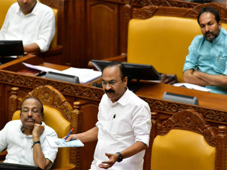 വിരമിക്കൽ പ്രായം ഉയർത്തണം, ഉദാരമായ സ്വകാര്യ നിക്ഷേപം വേണം; നഷ്ടത്തിലോടുന്ന പൊതുമേഖലാ സ്ഥാപനങ്ങള്‍ പൂട്ടണം, കേന്ദ്രത്തിന്റെ പാതയില്‍ കേരളവും