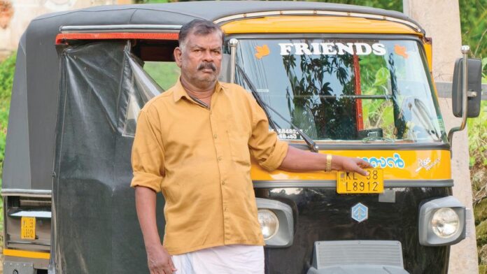 മദ്യപിച്ച് ഓട്ടോ ഓടിച്ചെന്ന് വ്യാജ പ്രചാരണം; ഡ്രൈവറുടെ ജീവിതമാർഗം മുടങ്ങി
