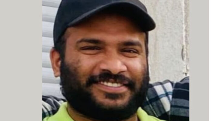 'മരണകാരണം വ്യക്തമല്ല'; കുവൈറ്റിൽ മലയാളി യുവാവിനെ താമസസ്ഥലത്ത് മരിച്ച നിലയിൽ കണ്ടെത്തി 'മരണകാരണം വ്യക്തമല്ല'; കുവൈറ്റിൽ മലയാളി യുവാവിനെ താമസസ്ഥലത്ത് മരിച്ച നിലയിൽ കണ്ടെത്തി