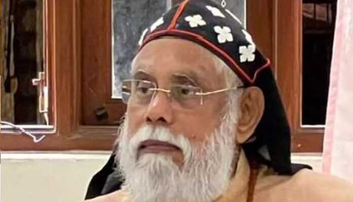 'കെസി പിള്ളേരെക്കൊണ്ട് ചൂടുചോറു വാരിച്ച് കേരളത്തിലെ പാര്ട്ടിയേയും വടക്കേ ഇന്ഡ്യന് പരുവത്തിലാക്കും' വിമര്ശിച്ച് യൂഹാനോന് മാര് മിലിത്തിയോസ് 'കെസി പിള്ളേരെക്കൊണ്ട് ചൂടുചോറു വാരിച്ച് കേരളത്തിലെ പാര്ട്ടിയേയും വടക്കേ ഇന്ഡ്യന് പരുവത്തിലാക്കും' വിമര്ശിച്ച് യൂഹാനോന് മാര് മിലിത്തിയോസ്